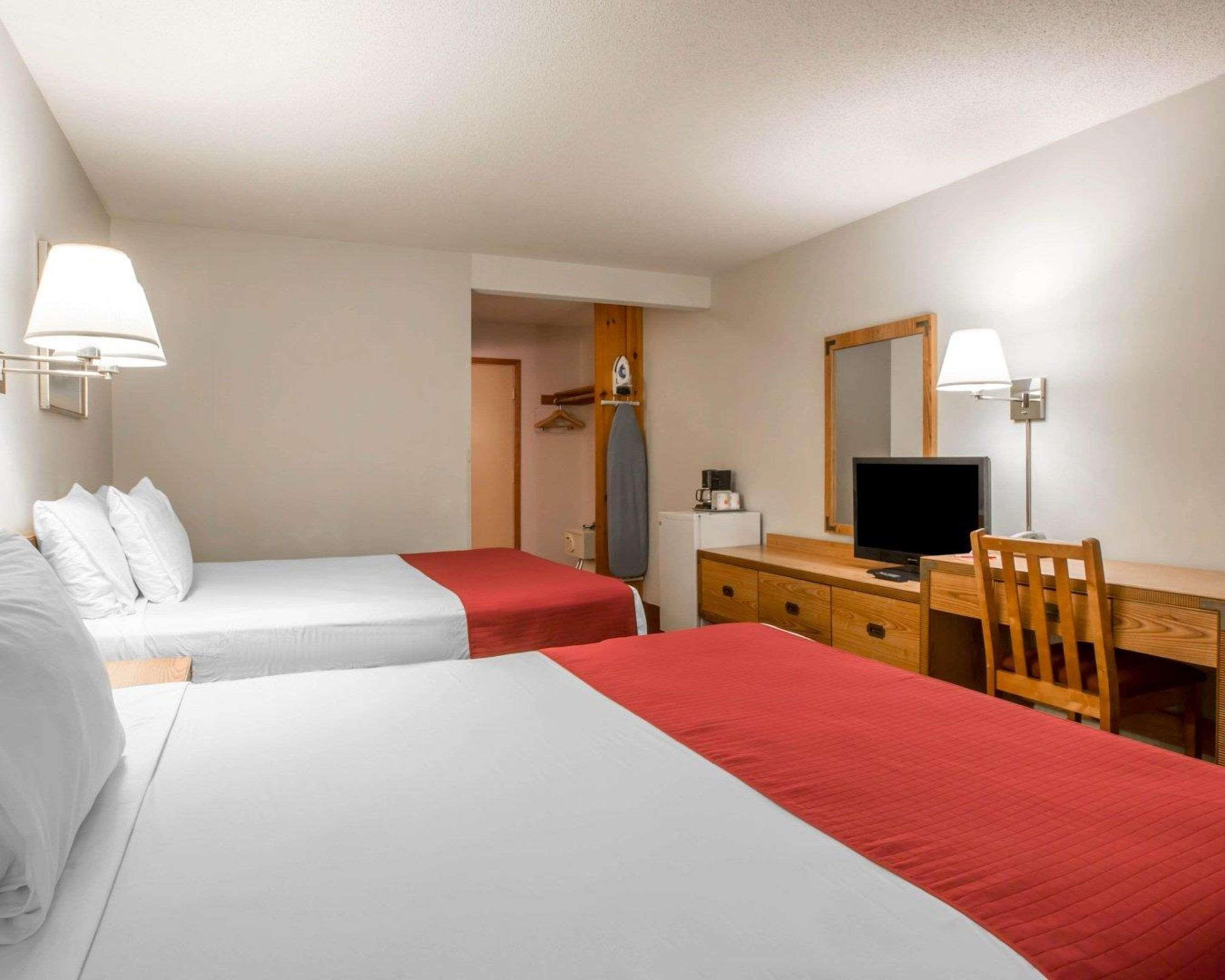 Rodeway Inn Lake Placid Eksteriør billede