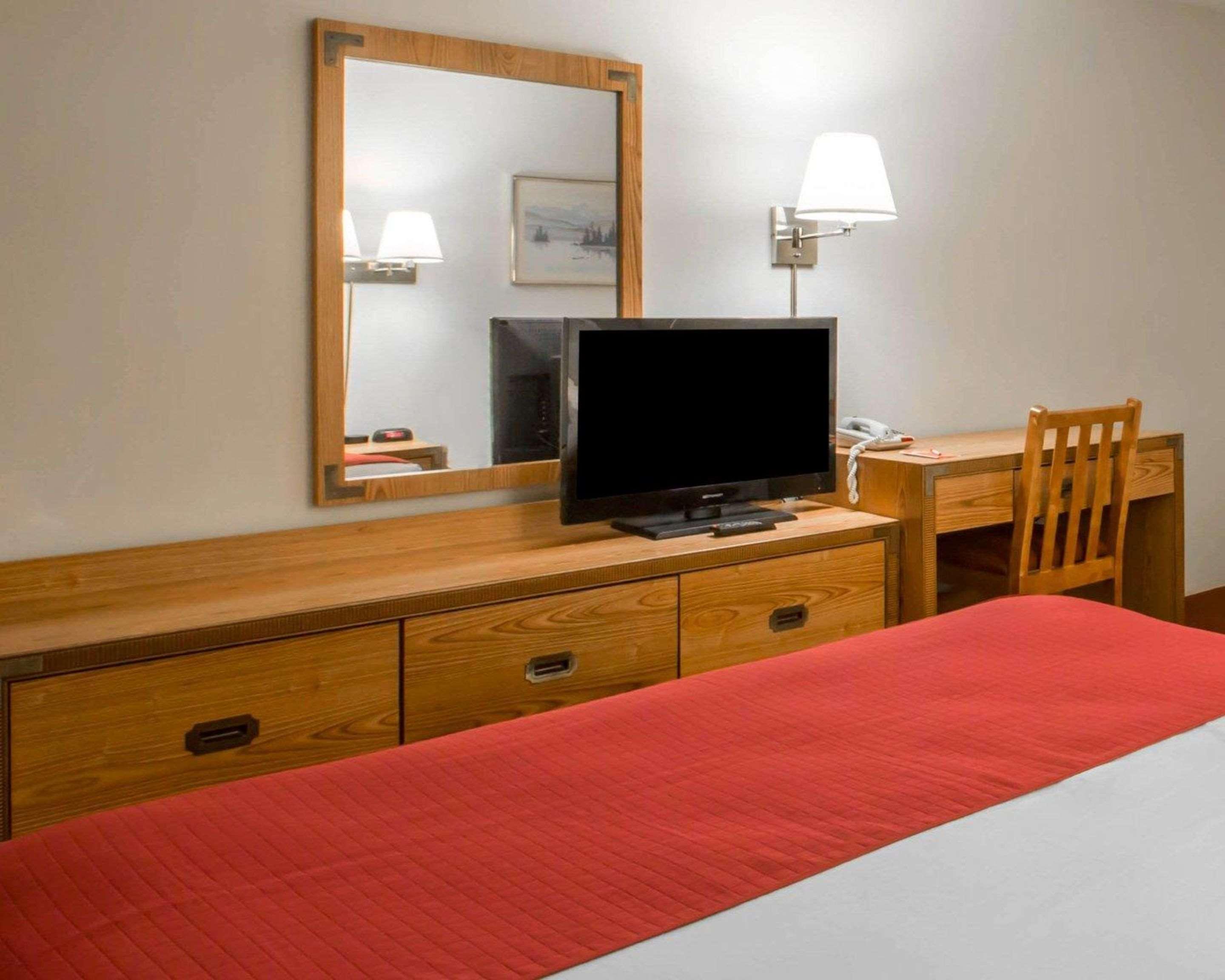 Rodeway Inn Lake Placid Eksteriør billede